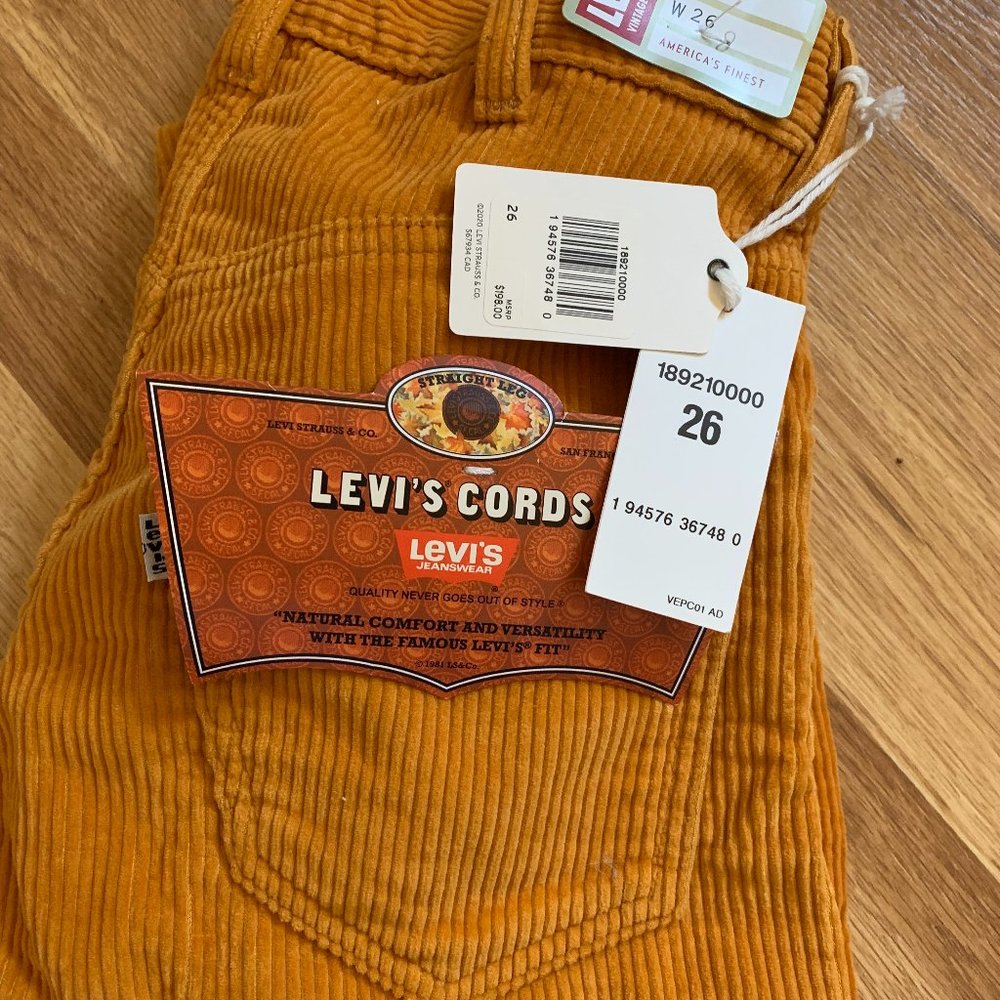 Levi Corduroy Pants NWT